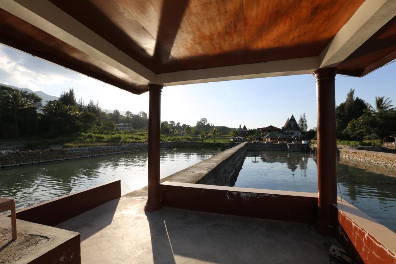 Toba Village Inn Tuk Tuk Exteriér fotografie